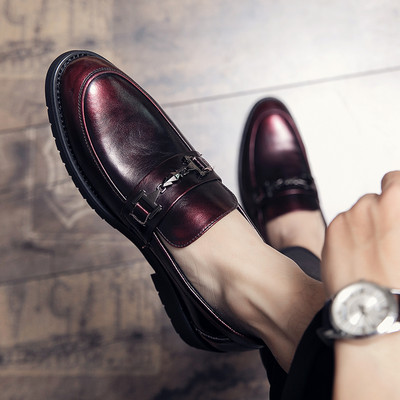 Metallelemendiga pidulikud meeste kingad