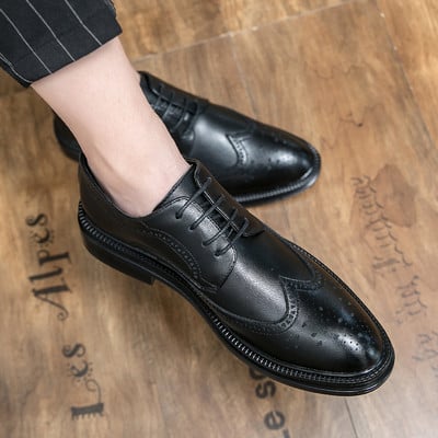 Meeste nahkkingad paeltega - hingavad