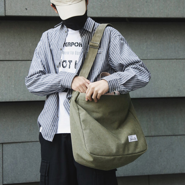 Suur tekstiilist kott meestele