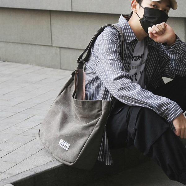 Suur tekstiilist kott meestele