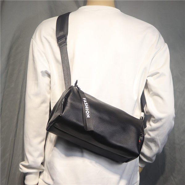 Jauna modeļa vīriešu ādas plecu soma