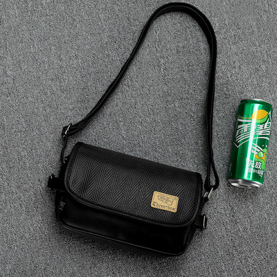 Vīriešu ikdienas soma no eko ādas ar metāla aizdari