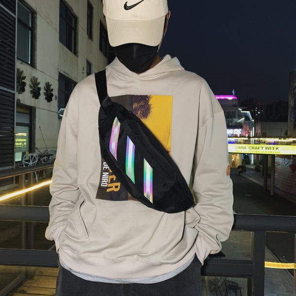 Vīriešu punk tipa tekstila soma ar rāvējslēdzēju