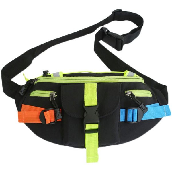 Férfi táska csattal és cipzárral