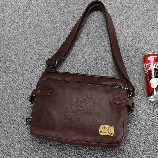 Meeste nahast õlakott ja pikk reguleeritav käepide