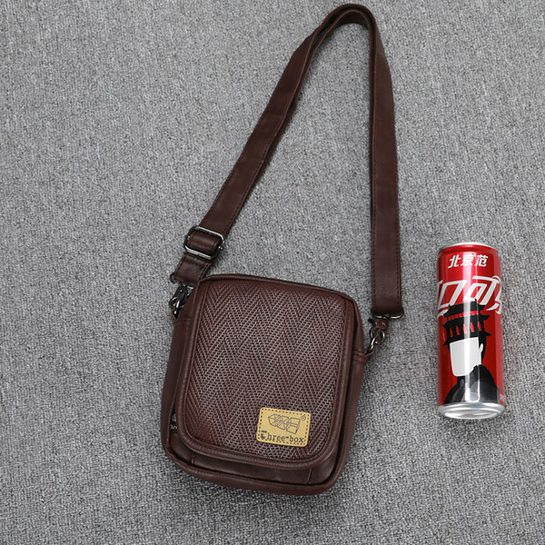 Vīriešu plecu sporta soma ar emblēmu