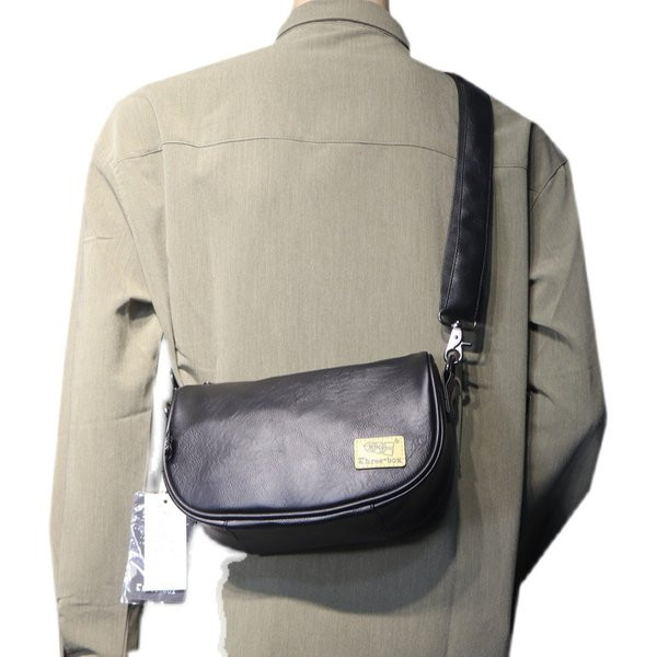 Jauna modeļa vīriešu ādas soma melnā krāsā pār plecu