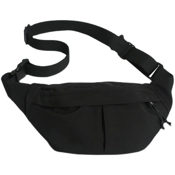 Alkalmi férfi táskatiszta modell