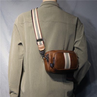 Moodne meeste kunstnahast kott esitaskuga must ja pruun