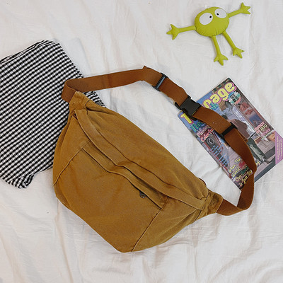 Férfi alkalmi táskatiszta modell