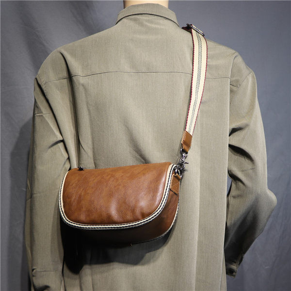 Moodne meeste kunstnahast õlakott