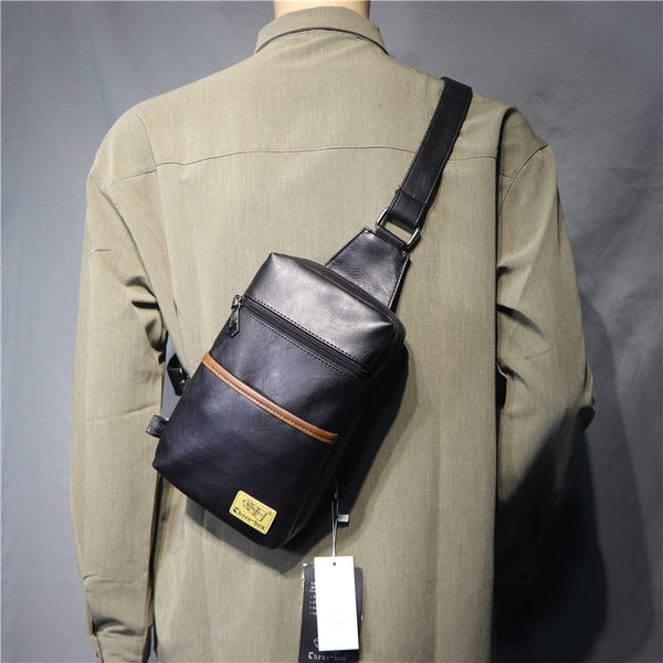 Eko bőrből készült alkalmi férfi táska, cipzárral