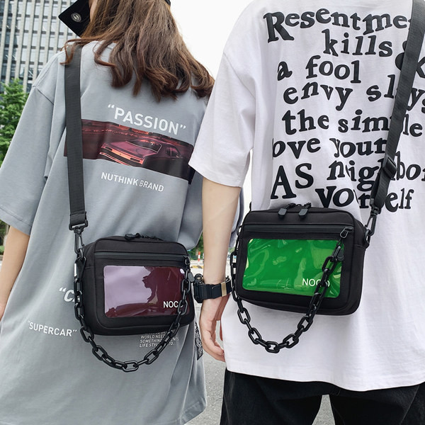 Férfi mindennapi táska átlátszó zsebbel