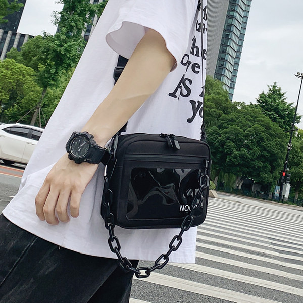 Férfi mindennapi táska átlátszó zsebbel