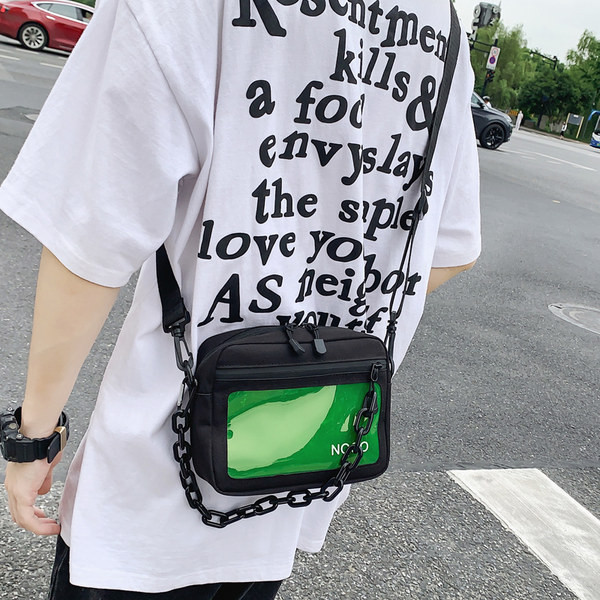 Férfi mindennapi táska átlátszó zsebbel