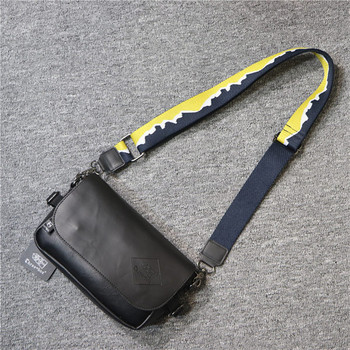 Μοντέρνα ανδρική έκο δερμάτινη τσάντα σε μαύρο χρώμα για τον ώμο