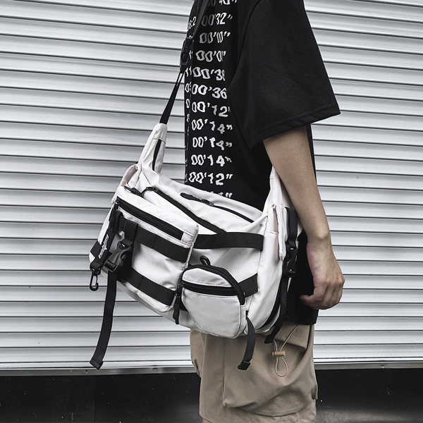 Nagyméretű textil táska sok zsebbel