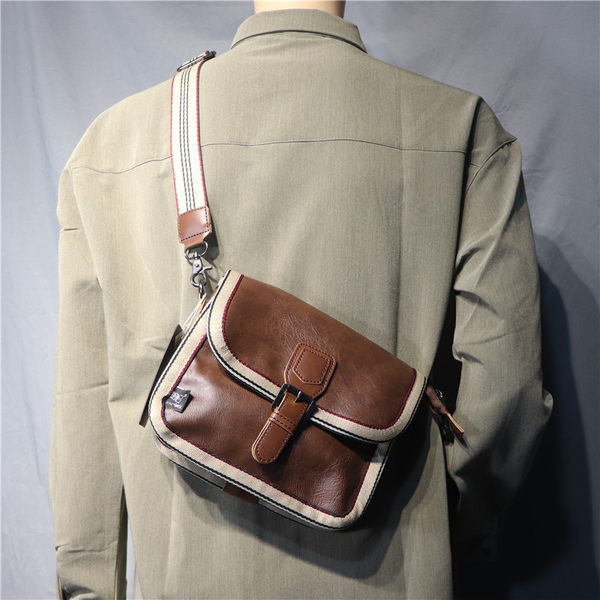 Jauna modeļa kvadrātveida vīriešu soma no eko ādas ar metāla aizdari