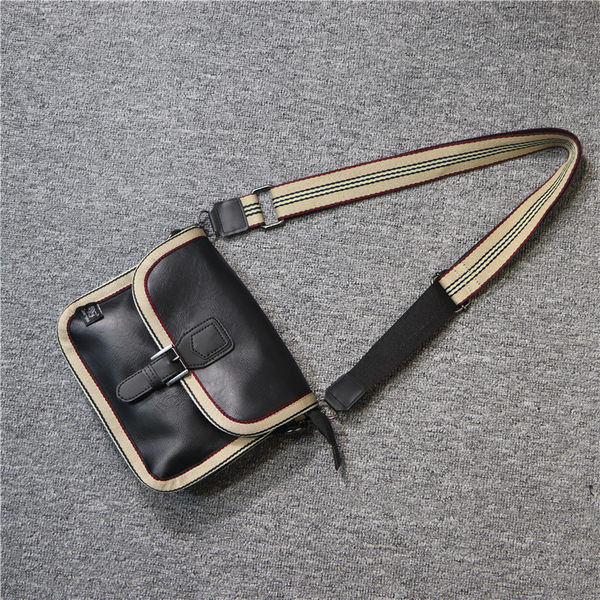 Jauna modeļa kvadrātveida vīriešu soma no eko ādas ar metāla aizdari