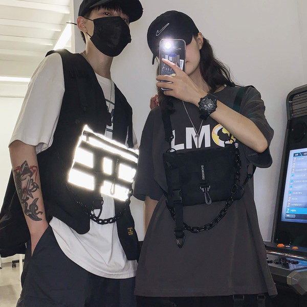 Maza tekstila soma ar vairākiem rokturiem