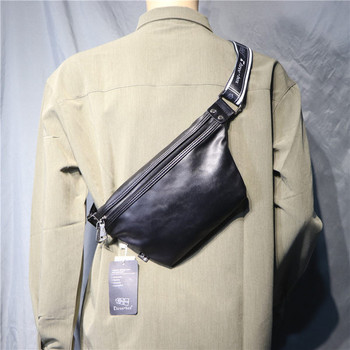 Нов модел мъжка чанта от еко кожа с цип в черен цвят