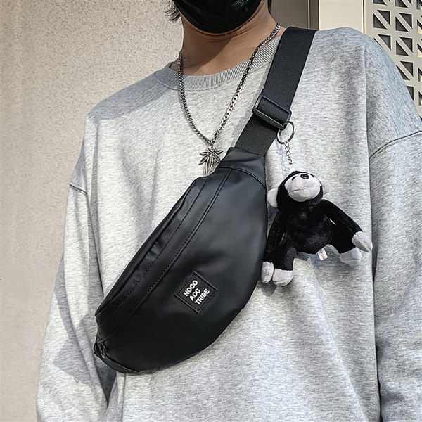 Vīriešu ikdienas plecu soma ar uzrakstu