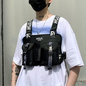 Férfi táska zsebekkel és csatokkal