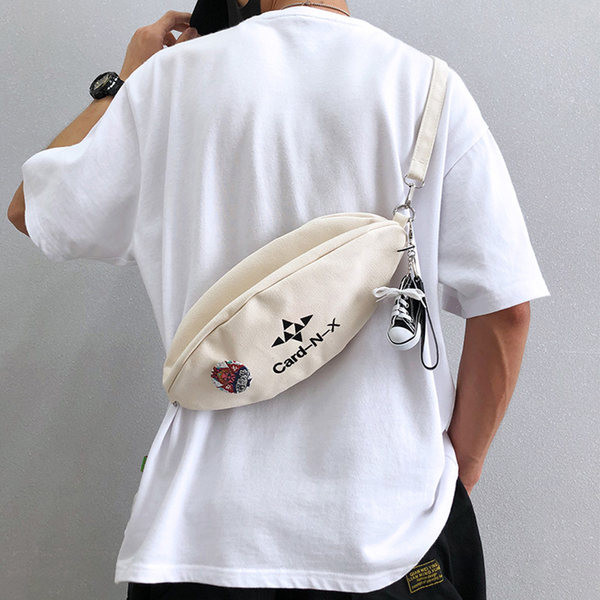 Meeste igapäevakott aplikatsiooni ja märgiga