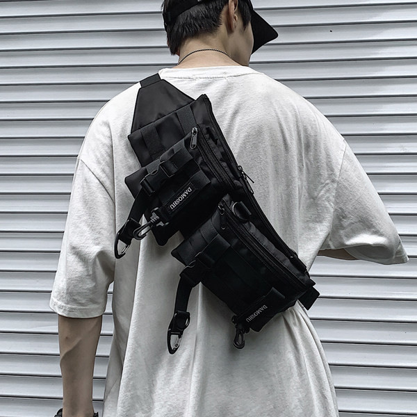 Funkcionāla punk tipa tekstila soma