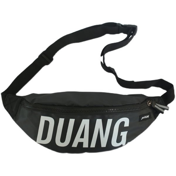 Vīriešu ikdienas soma ar rāvējslēdzēju un uzrakstu