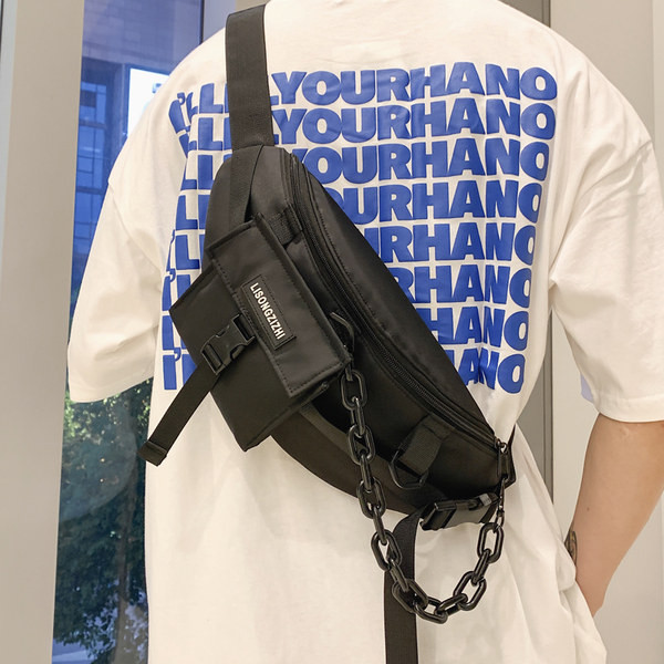 Ikdienas soma ar kabatu un sprādzi