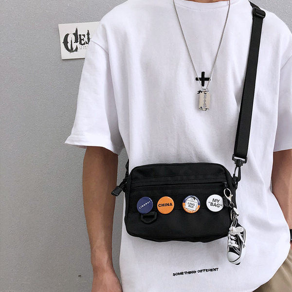 Lezser férfi textiltáska hosszú füllel