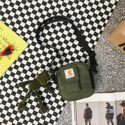 Feliratos férfi mini táska mindennapi használatra