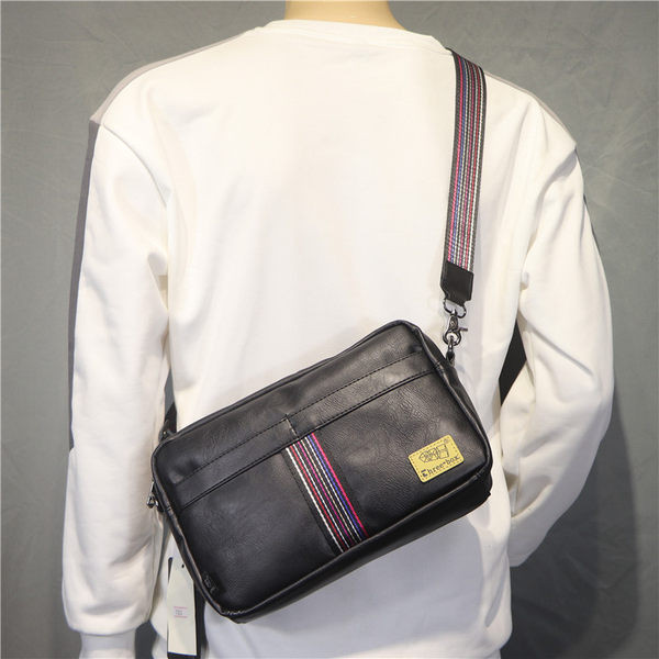 Moderna vīriešu mākslīgās ādas soma ar regulējamu tekstila rokturi