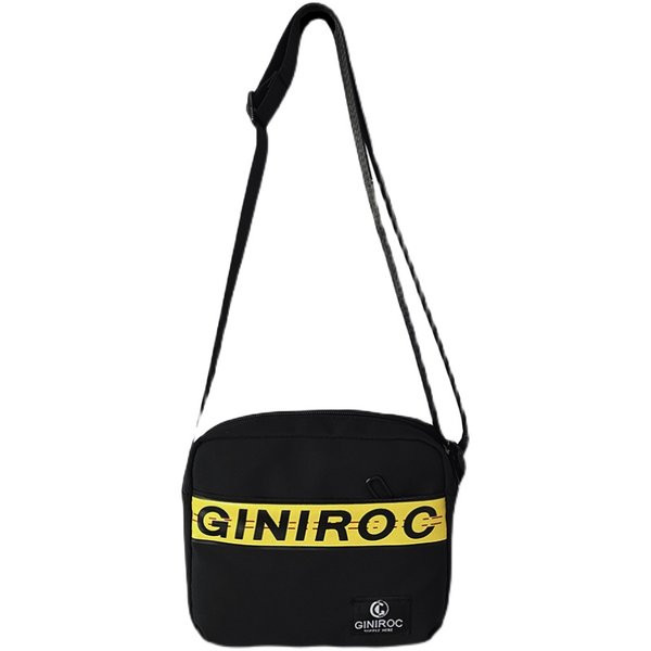 Ikdienas soma ar uzrakstu un garu rokturi vīriešiem