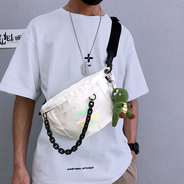 Igapäevane aplikatsiooni ja reguleeritava sangaga meestekott