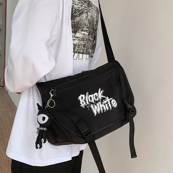 Tekstila plecu soma ar uzrakstiem - vīriešiem