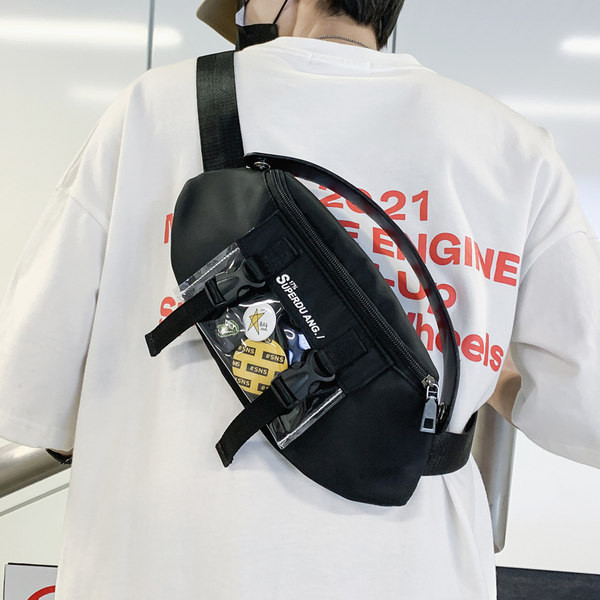 Vīriešu ikdienas soma ar sprādzēm