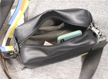 Μικρή αντρική τσάντα από οικολογικό δέρμα με λαβή ώμου