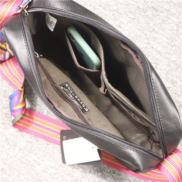 Vīriešu ikdienas soma no eko ādas plecam