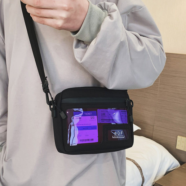 Ikdienas soma ar caurspīdīgu kabatu