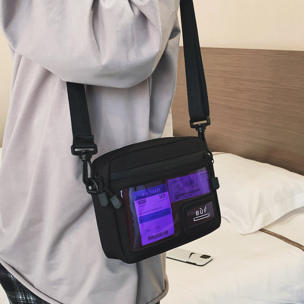 Ikdienas soma ar caurspīdīgu kabatu