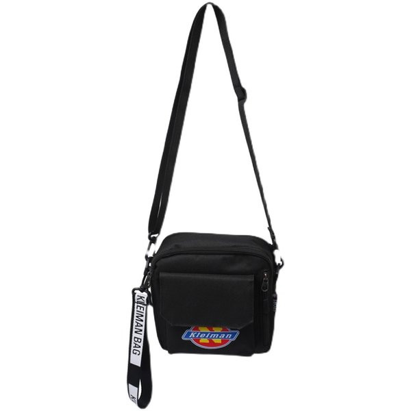 Ikdienas soma ar kabatu un aplikāciju