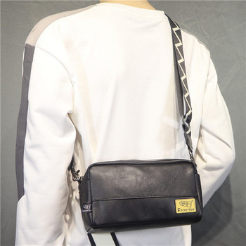 Нов модел мъжка чанта от еко кожа с текстилна дръжка за рамо 
