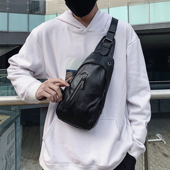 Мъжка кожена чанта с метална катарама и цип