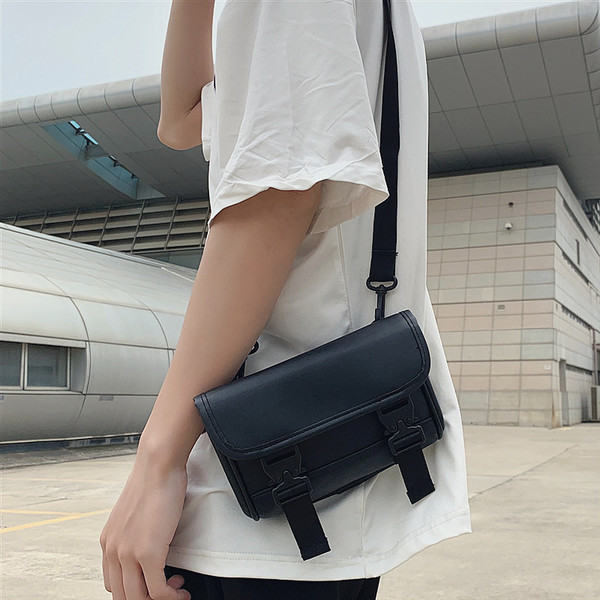 Plastkinnisega meeste spordikott