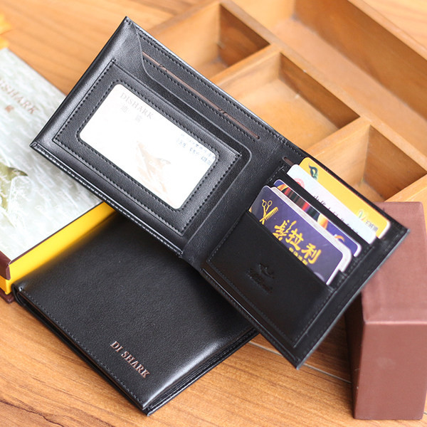 Férfi bőr pénztárca bankkártya rekesszel