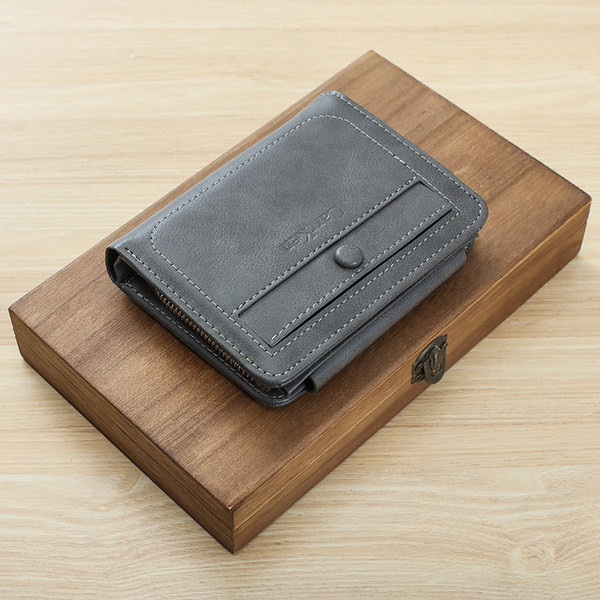 Naujo modelio vyriška piniginė su skyriumi monetoms ir kreditinėms kortelėms