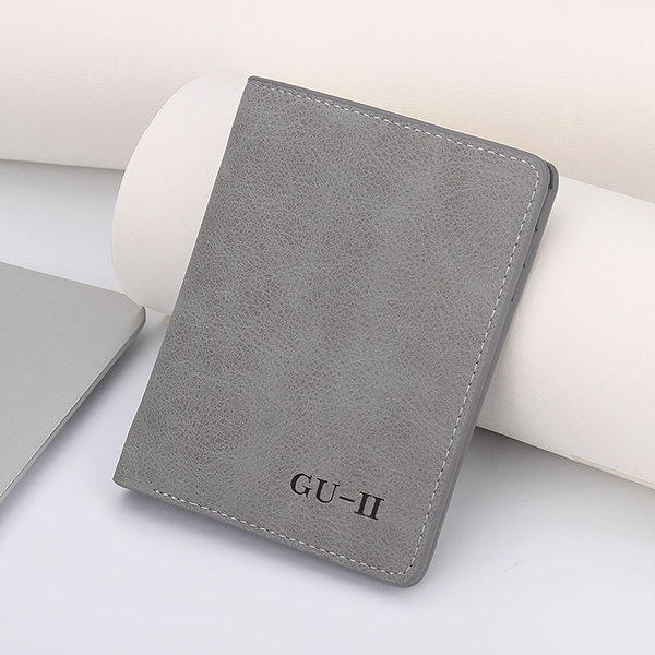 Mazs maciņš naudai un kartēm