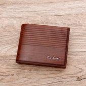 Férfi bőr pénztárca rekesszel személyes iratok és bankkártyák számára